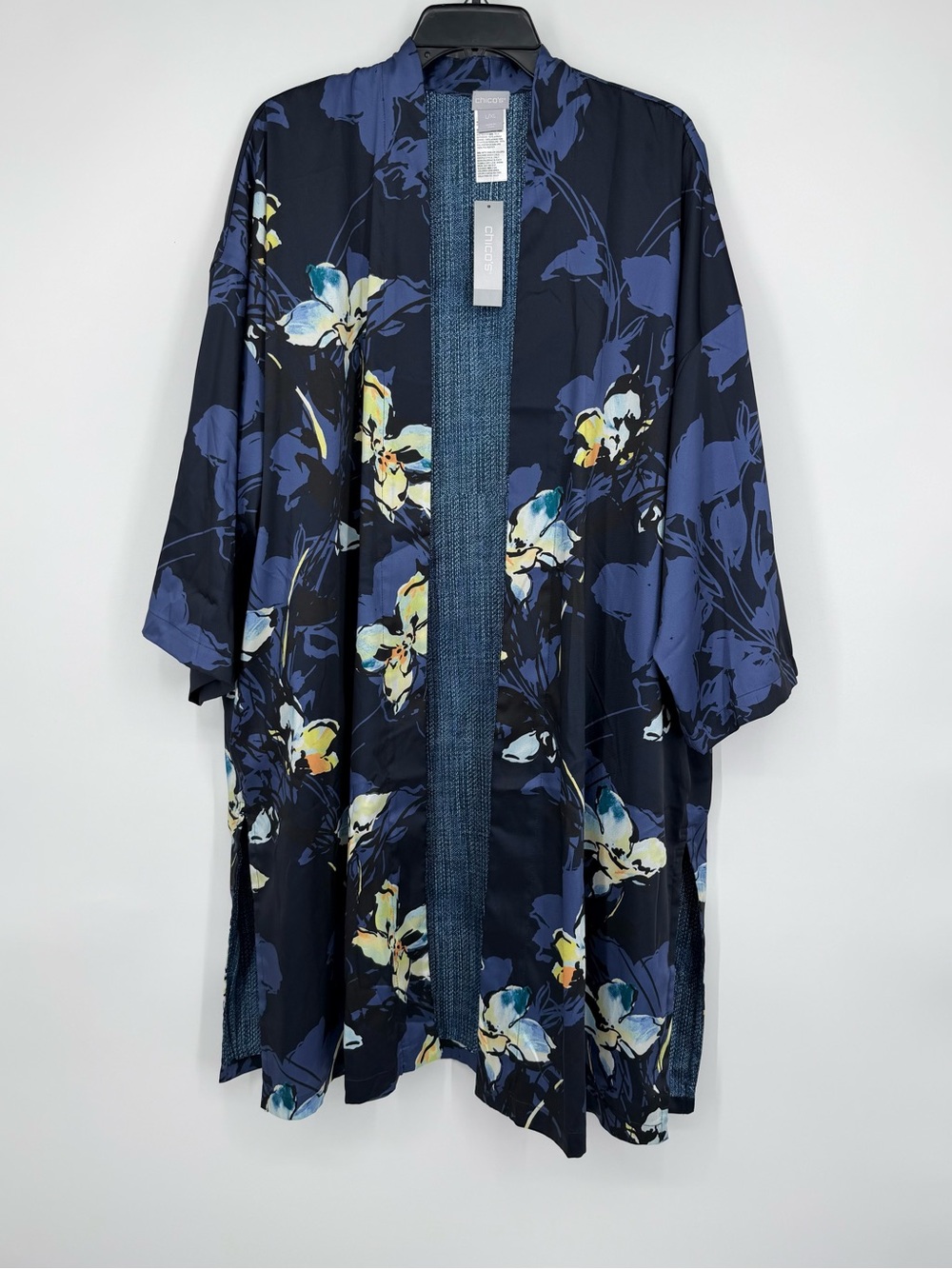 Chicos Kimono Ruana Size L/XL Navy Brushed Shadow Floral Drama New